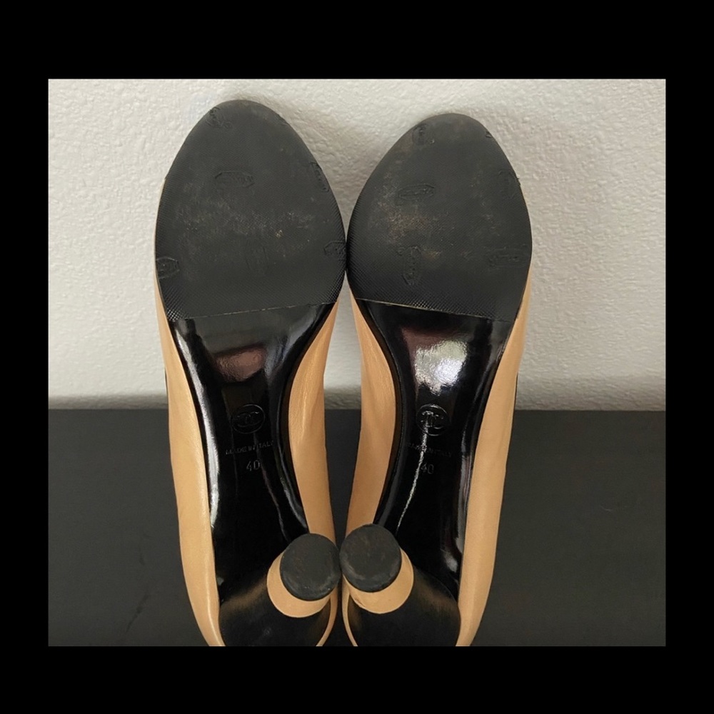 CHANEL Black and Tan Heels - Picture 7 of 15